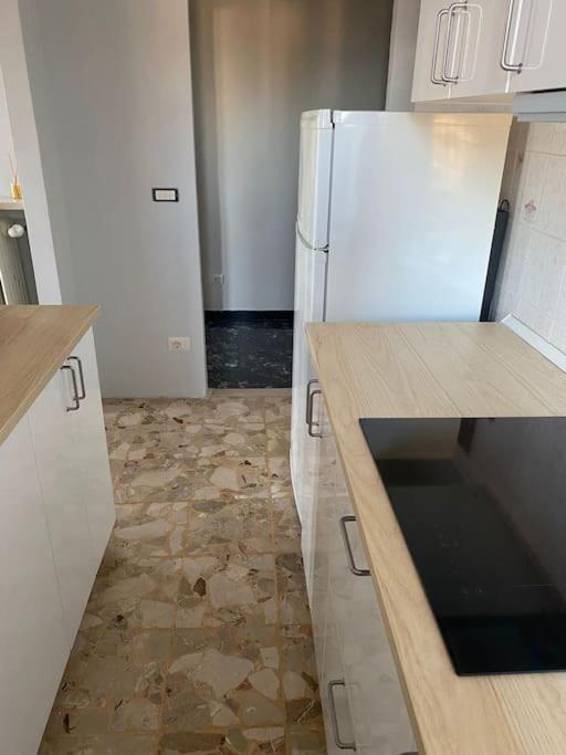 Bella Vista Apartment กาเนลลี ภายนอก รูปภาพ